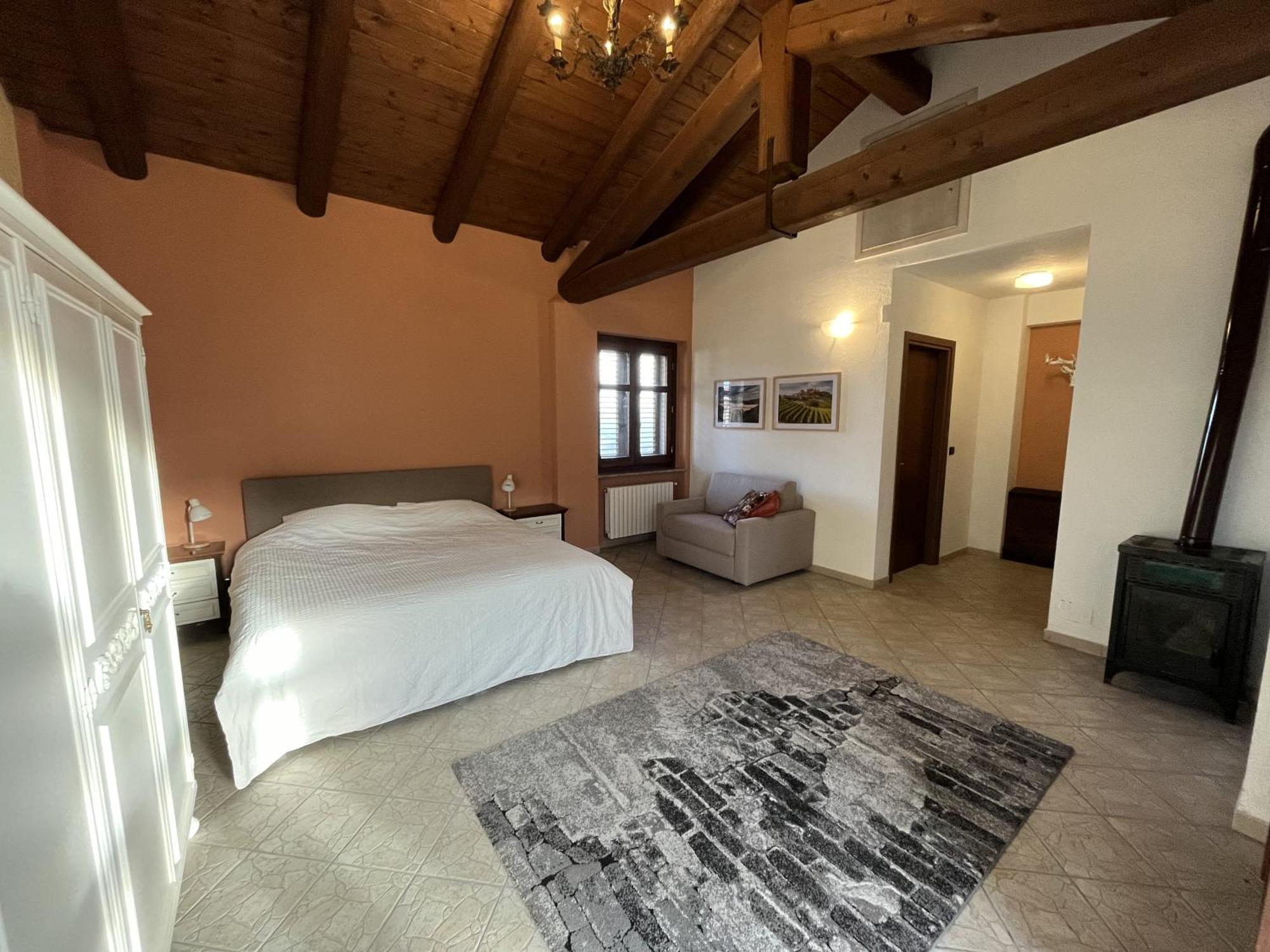 Case Vista Alta Langa, Appartement Bella Vista Cravanzana Экстерьер фото